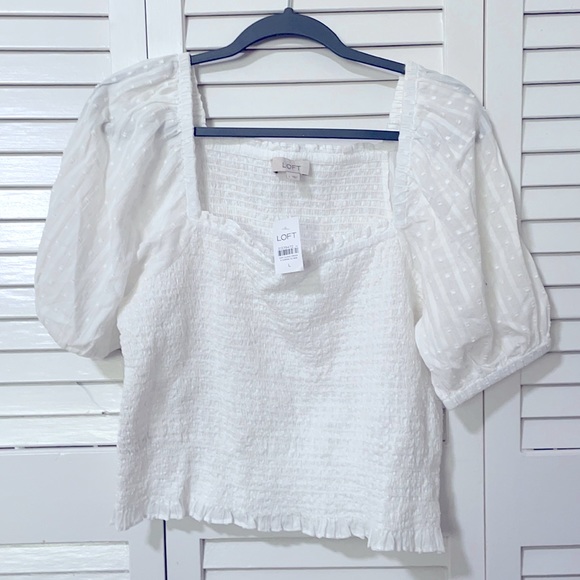 LOFT Tops - LOFT white bohemian top with elastic puffy sleeves